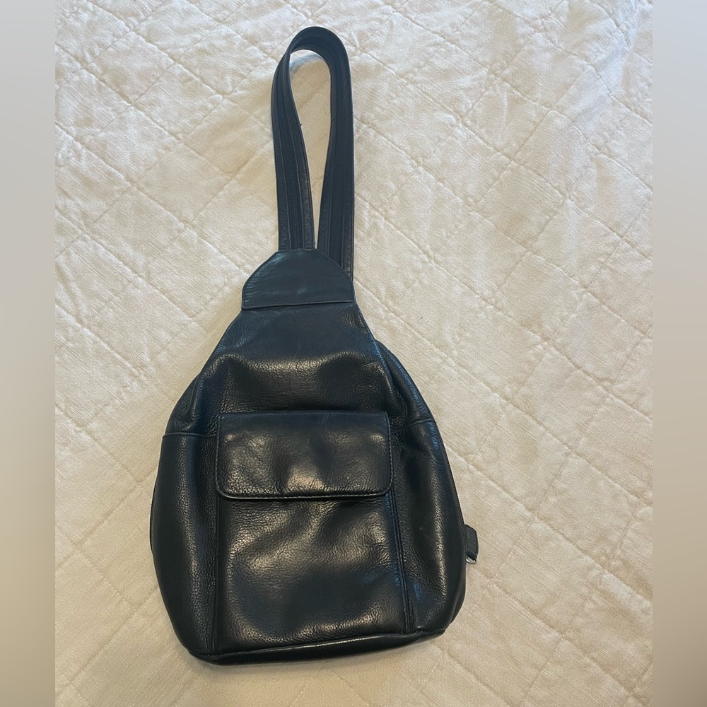 Black leather cross body purse